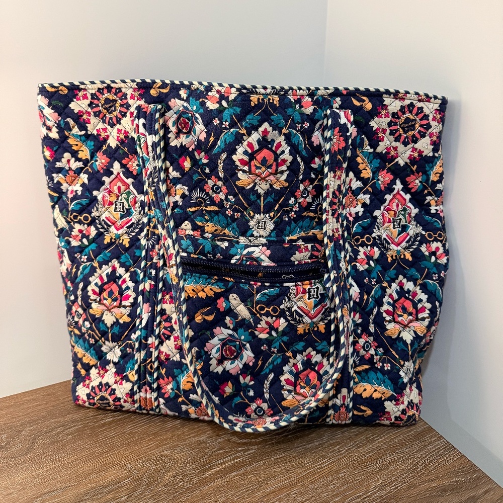 Vera Bradley Tote- Harry Potter Home to Hogwarts